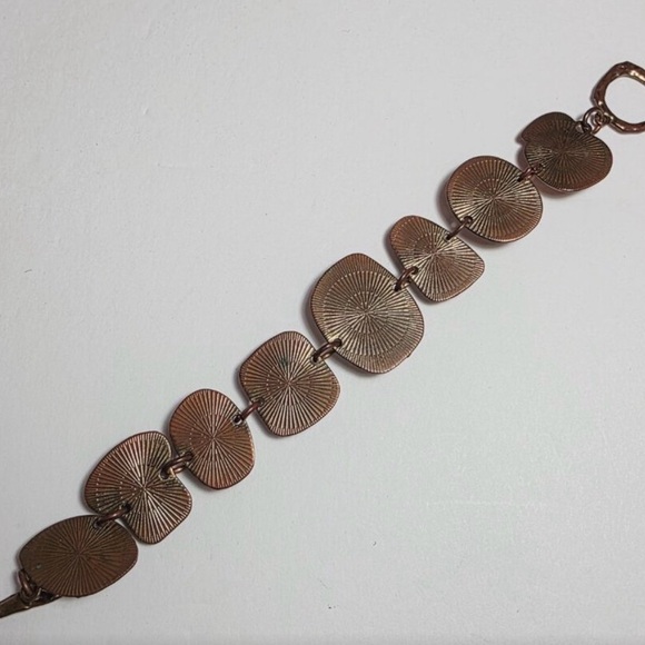 Elegant Multi-Stone Bracelet - Picture 5 of 5